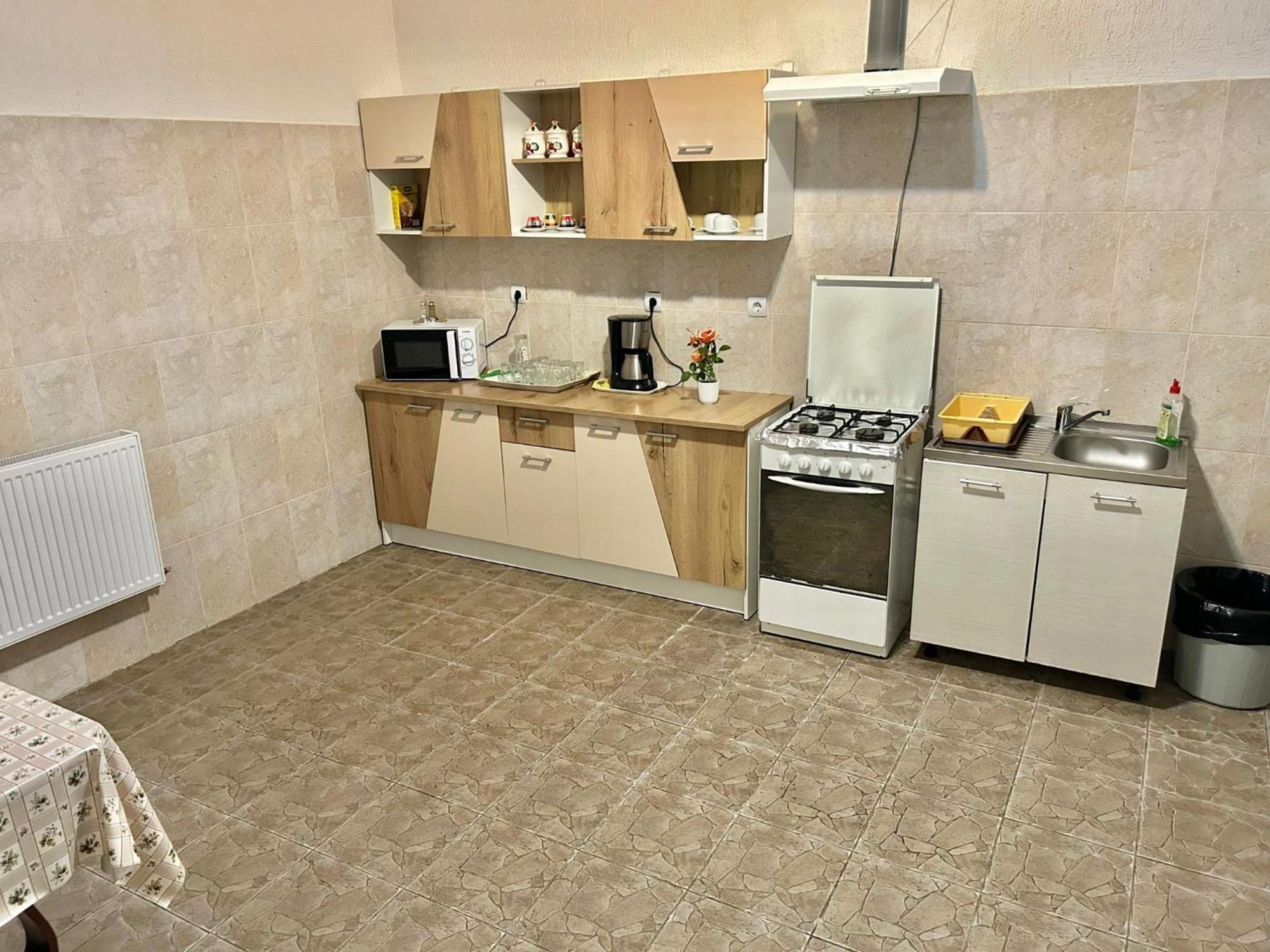 Pensiunea Casa Nina Cartisoara Luaran gambar